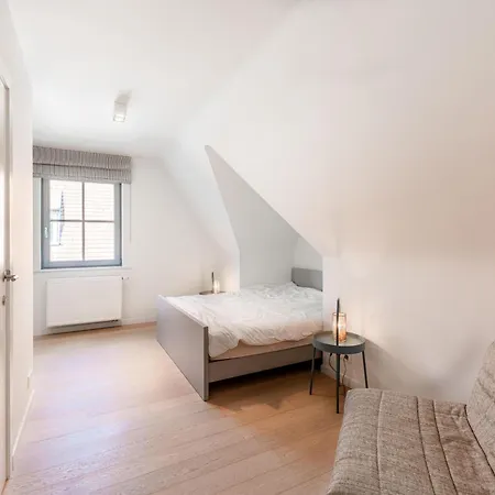 La Matinee * Zeepanne